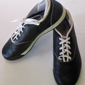 Nike  Lunarlon leather Men's Golf shoes,  size 9